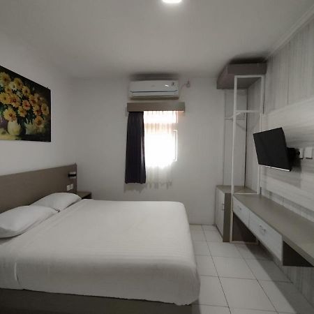 Hotel Syariah Selamat Sukabumi Exterior photo